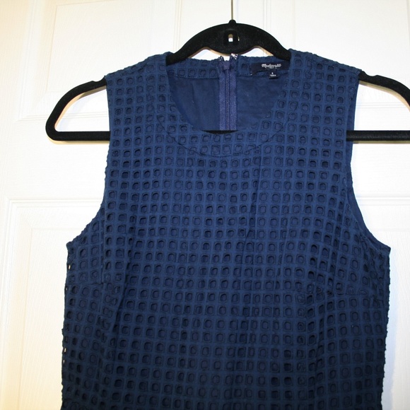 Madewell Eyelet Sun shade Navy Dress Sz 4 - Picture 6 of 7